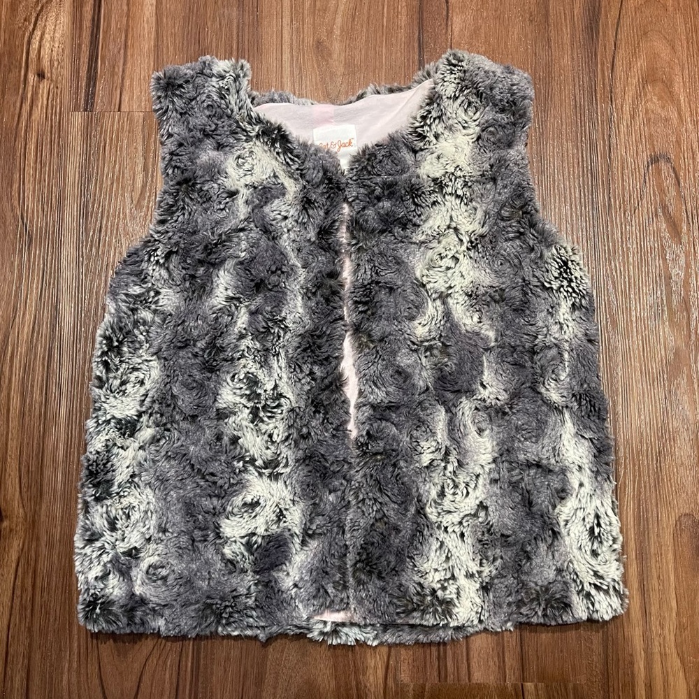 New Cat & Jack Faux Fur Vest - XL (14/16)